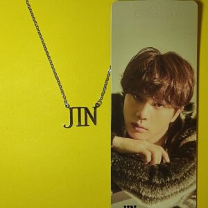 گردنبند اعضای BTS - جین Jin - طرح ۰۳